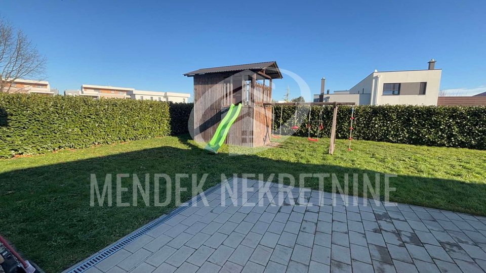 House, 146 m2, For Sale, Varaždin - Hallers