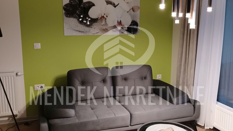STAN U NOVOGRADNJI &plus; PARKING U GARA&Zcaron;I &plus; SPREMI&Scaron;TE
