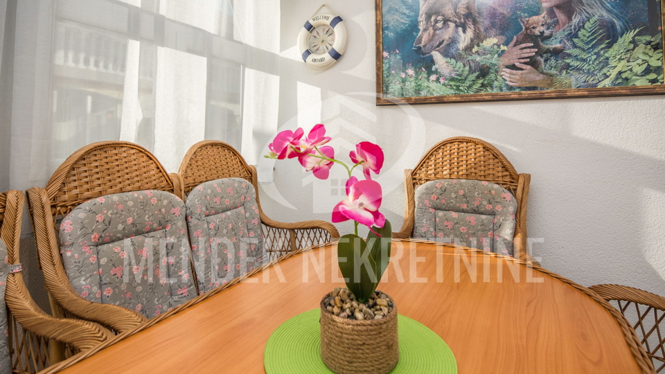80 m od mora!! 3 apartmana, ukupno 112 m2, Vir, Prodaja