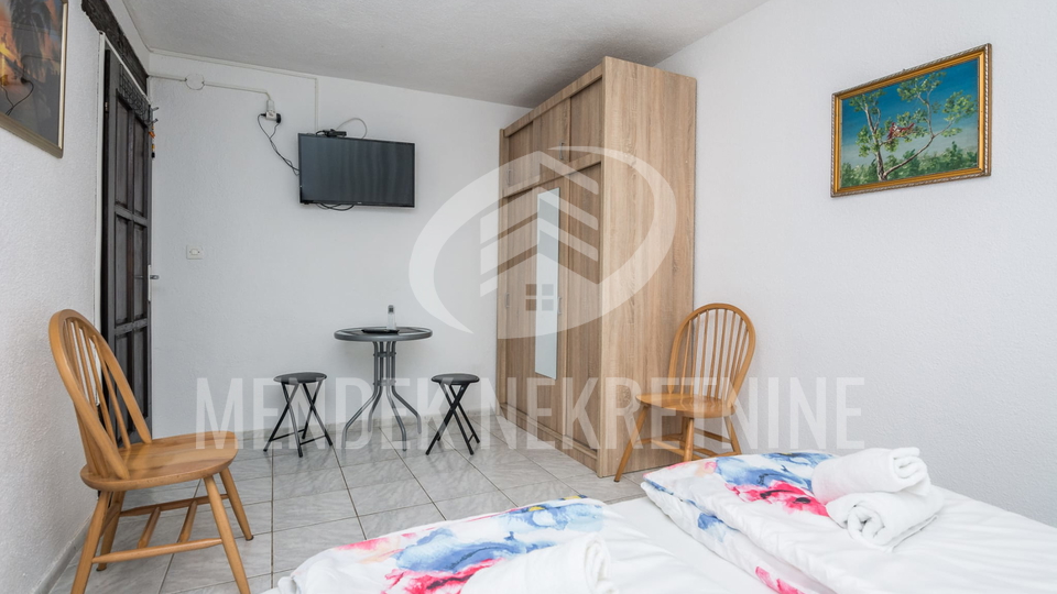 80 m od mora!! 3 apartmana, ukupno 112 m2, Vir, Prodaja