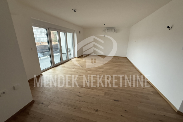 3-S stan 103,04 m2, 1. kat, parkirno mjesto, Varaždin, centar, prodaja