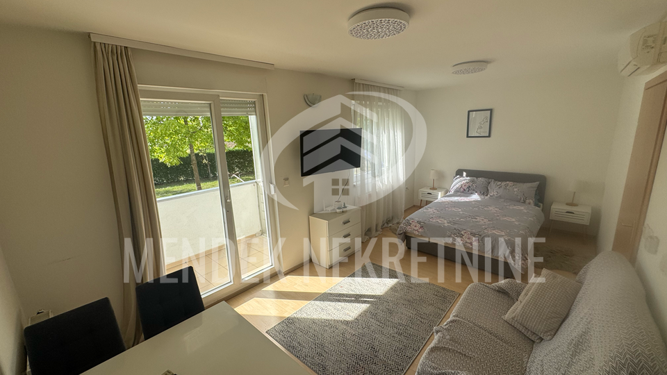 Wohnung&comma; 34 m2&comma; Vermietung&comma; Vara&zcaron;din - Banfica