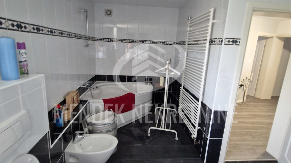 House, 332 m2, For Sale, Hrašćica