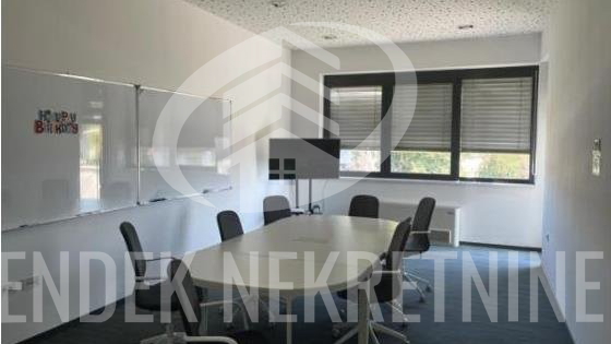 UREDSKO PROIZVODNA HALA  3180m2, Varaždin, Jalkovec