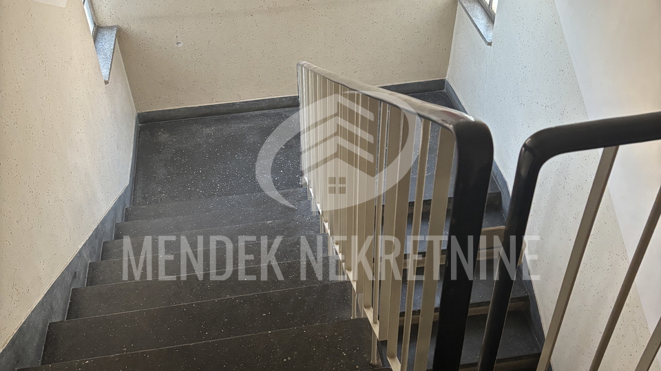 Wohnung&comma; 76 m2&comma; Verkauf&comma; Vara&zcaron;din - Centar