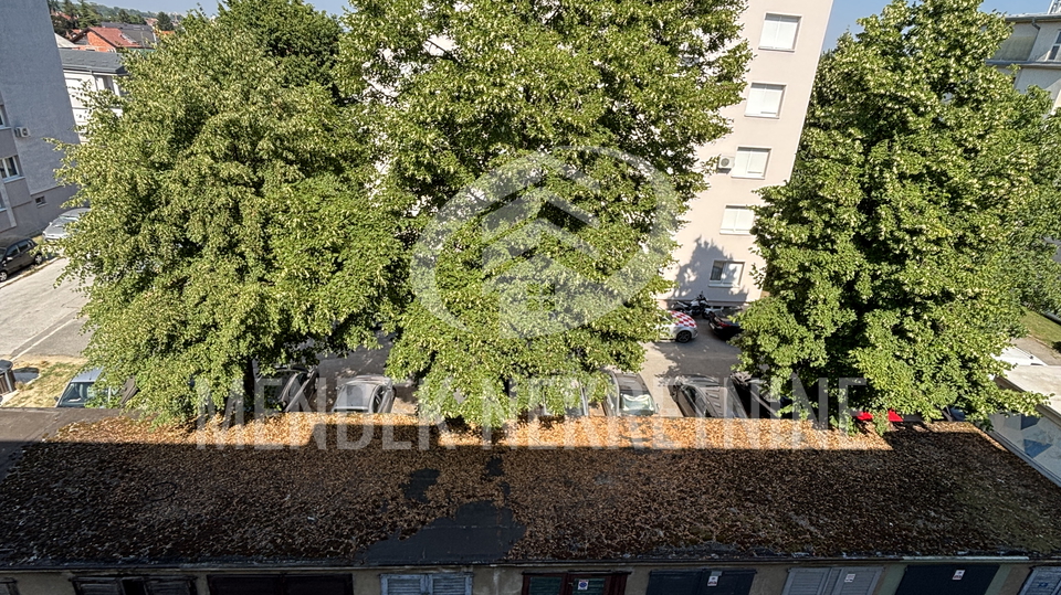 Wohnung&comma; 76 m2&comma; Verkauf&comma; Vara&zcaron;din - Centar