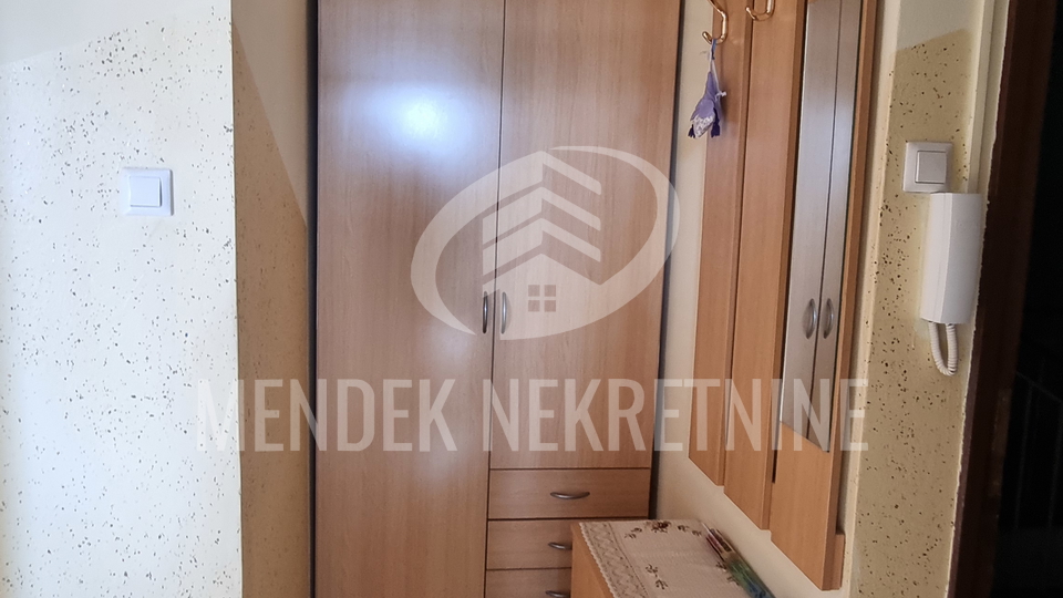 Apartment&comma; 36 m2&comma; For Sale&comma; Vara&zcaron;din - Centar