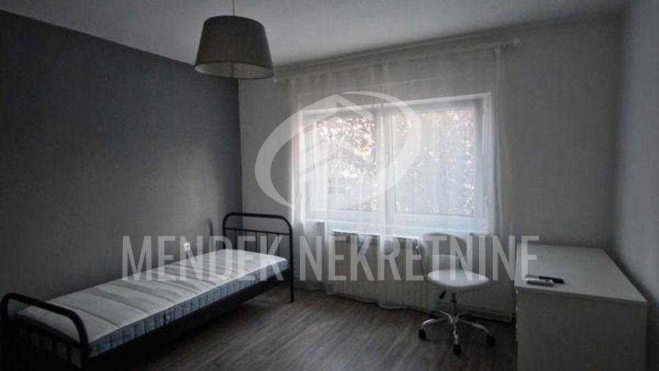 House&comma; 135 m2&comma; For Sale&comma; Vara&zcaron;din - Centar