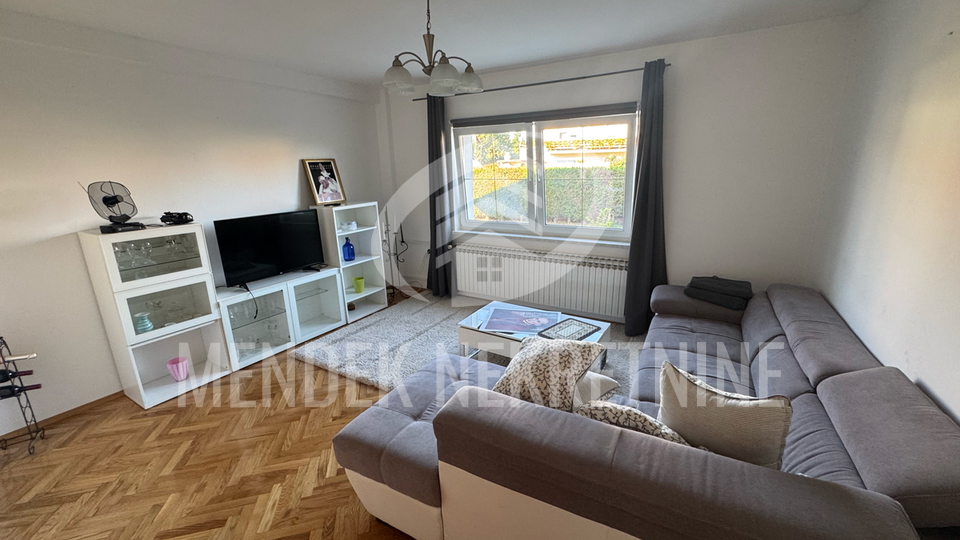House&comma; 375 m2&comma; For Sale&comma; Gornji Kneginec - Gornji Kneginec
