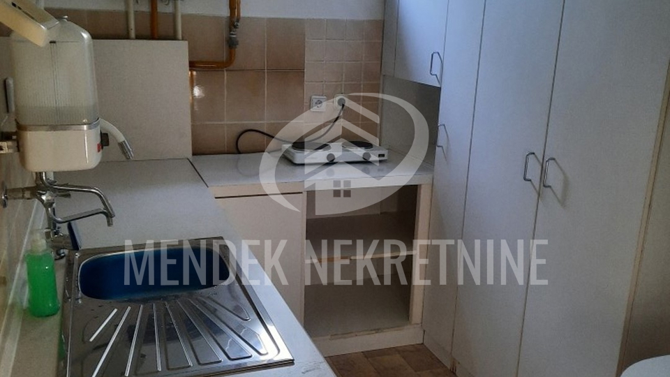 Uffici, 82 m2, Affitto, Varaždin - Centar