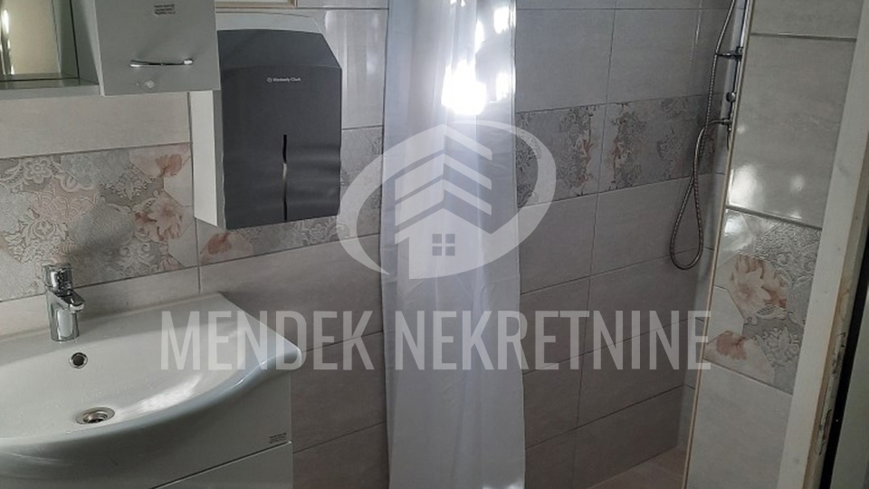 Uffici, 82 m2, Affitto, Varaždin - Centar