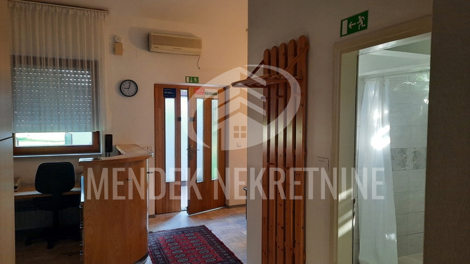 Uffici, 82 m2, Affitto, Varaždin - Centar
