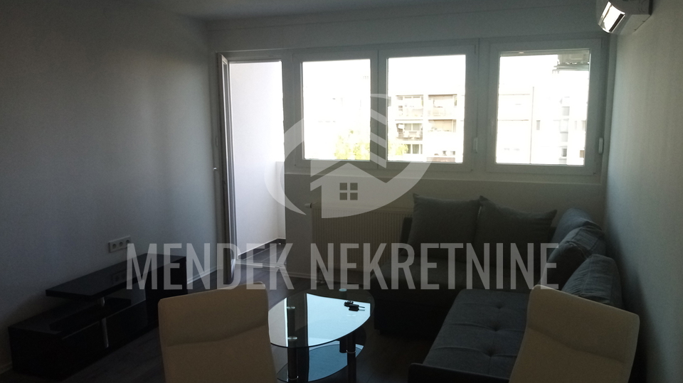 Apartment&comma; 46 m2&comma; For Rent&comma; Vara&zcaron;din - Banfica