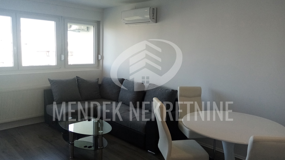 Apartment&comma; 46 m2&comma; For Rent&comma; Vara&zcaron;din - Banfica