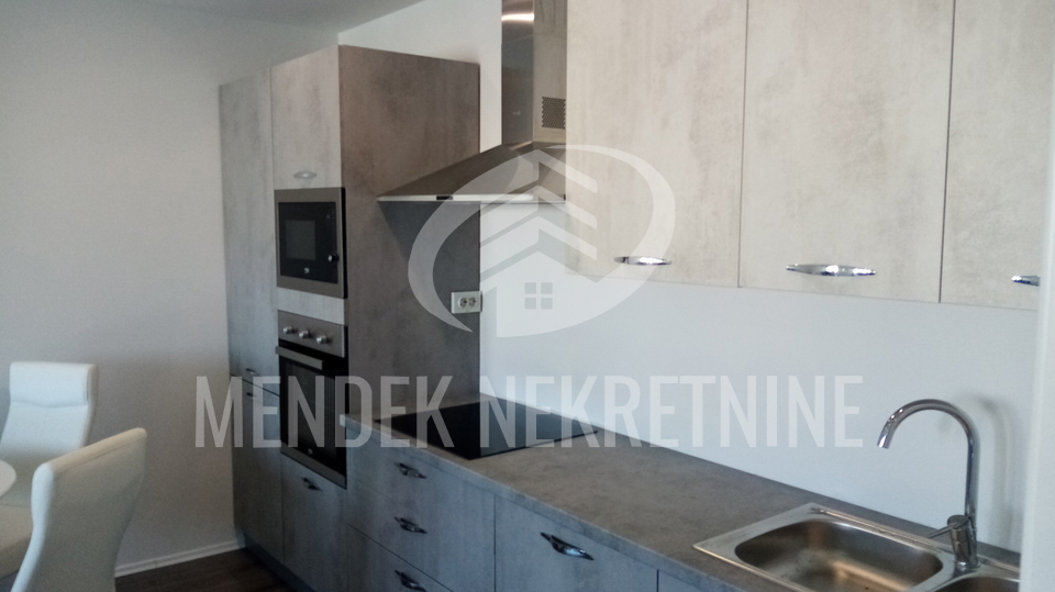 Apartment&comma; 46 m2&comma; For Rent&comma; Vara&zcaron;din - Banfica