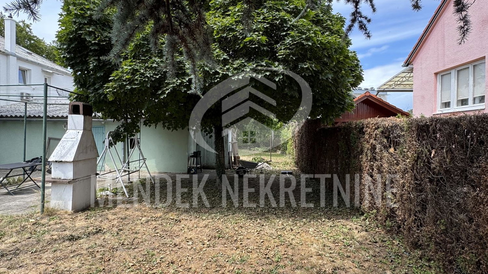 Haus&comma; 120 m2&comma; Verkauf&comma; Vara&zcaron;din - Centar