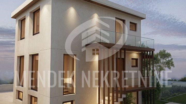 House&comma; 300 m2&comma; For Sale&comma; Vara&zcaron;din - Centar