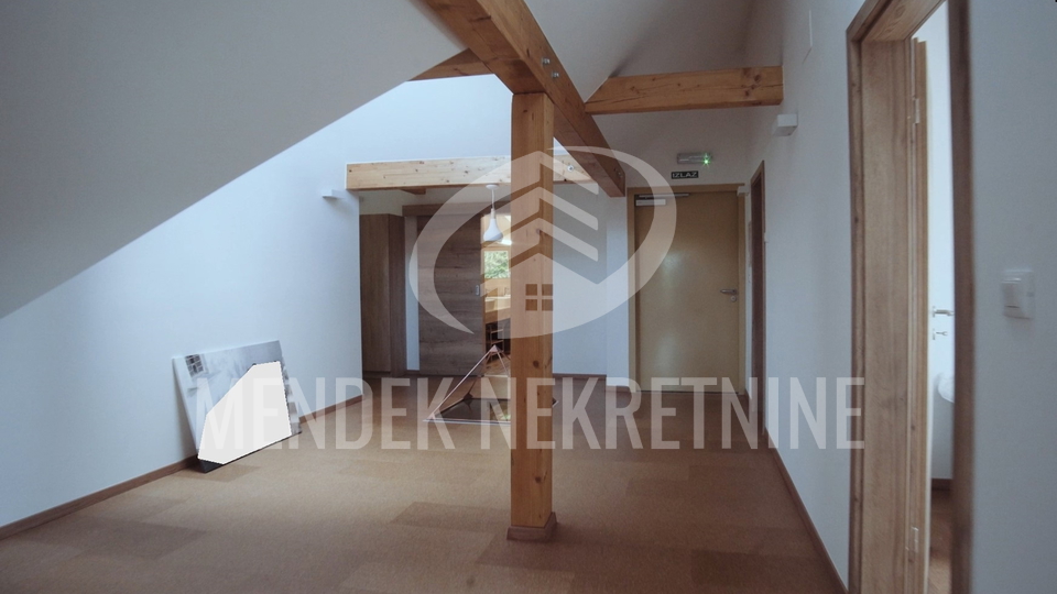 House, 574 m2, For Sale, Ivanec