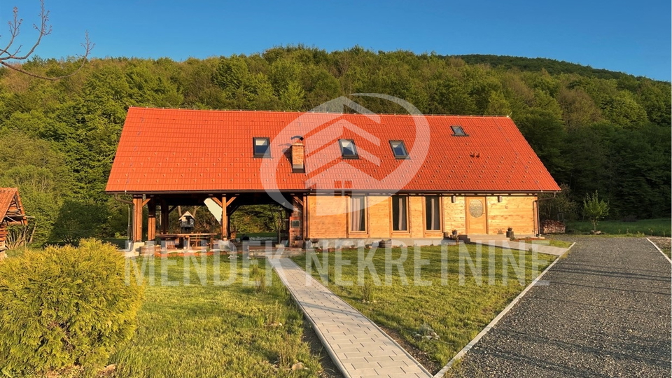 House, 574 m2, For Sale, Ivanec