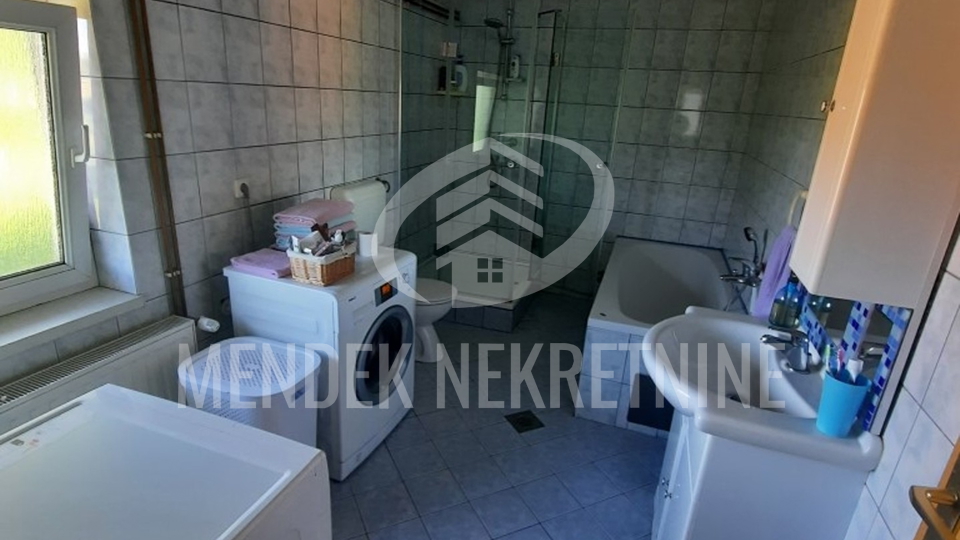 Commercial Property, 390 m2, For Sale, Bartolovec