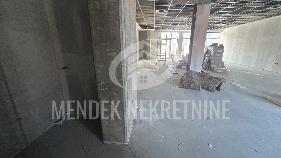 Commercial Property, 141 m2, For Rent, Varaždin - Centar