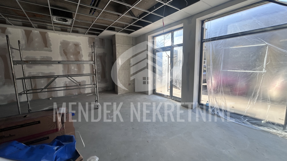 Commercial Property, 141 m2, For Rent, Varaždin - Centar