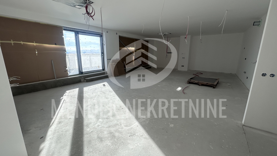 Stanovanje&comma; 230 m2&comma; Prodaja&comma; Vara&zcaron;din - Centar