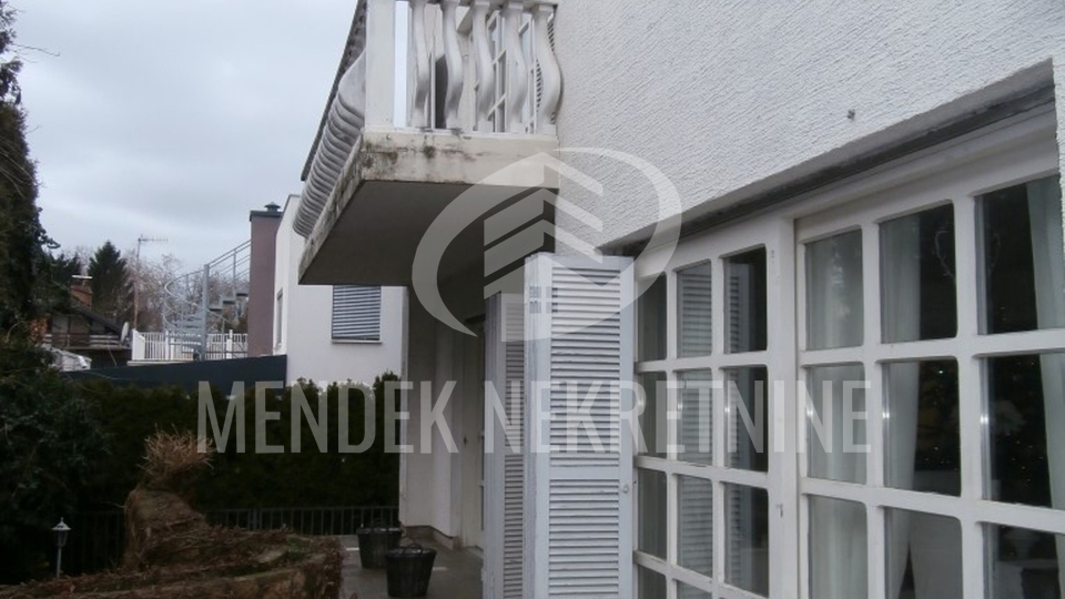 House, 350 m2, For Sale, Varaždin - Centar