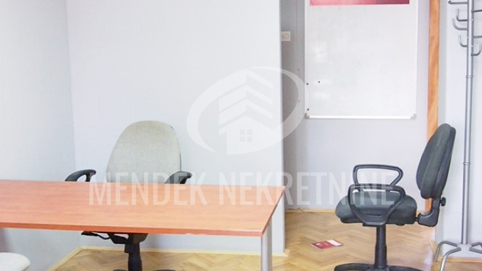 Commercial Property&comma; 460 m2&comma; For Sale&comma; Vara&zcaron;din - Centar