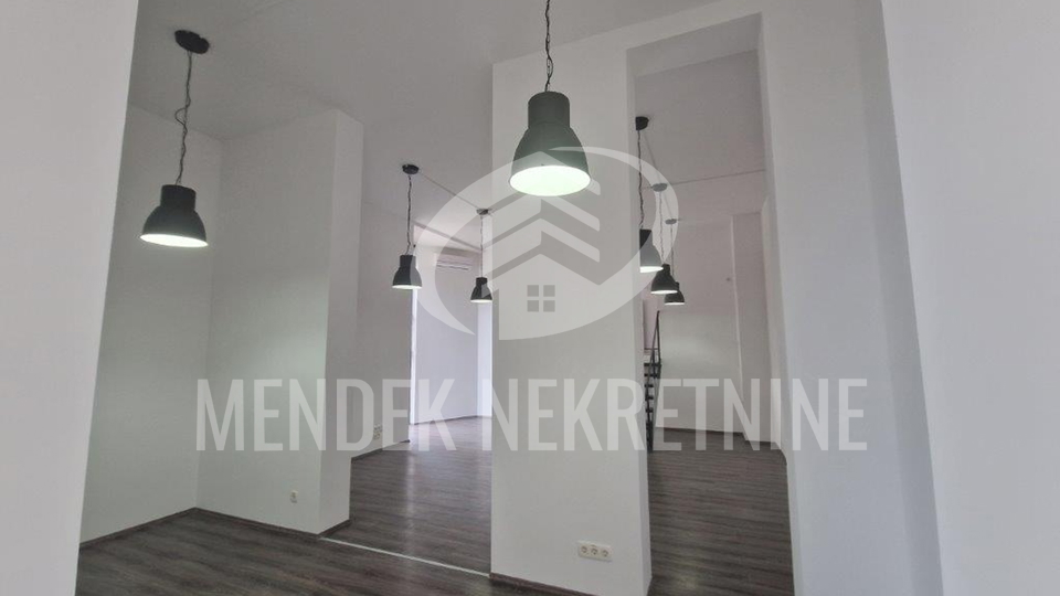 Commercial Property, 210 m2, For Rent, Varaždin - Centar