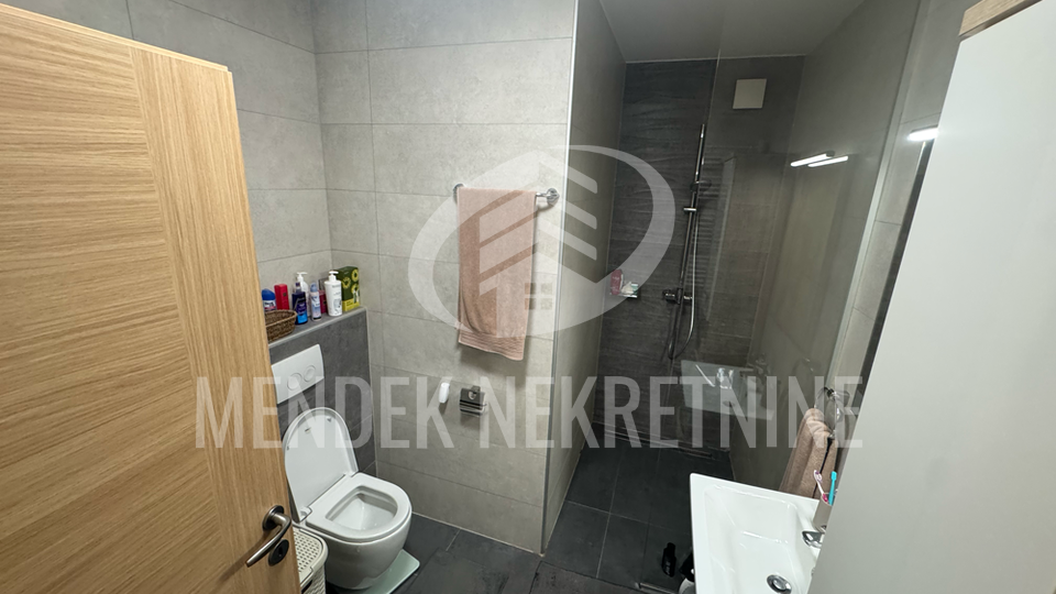 Stanovanje&comma; 88 m2&comma; Prodaja&comma; &Ccaron;akovec - Centar