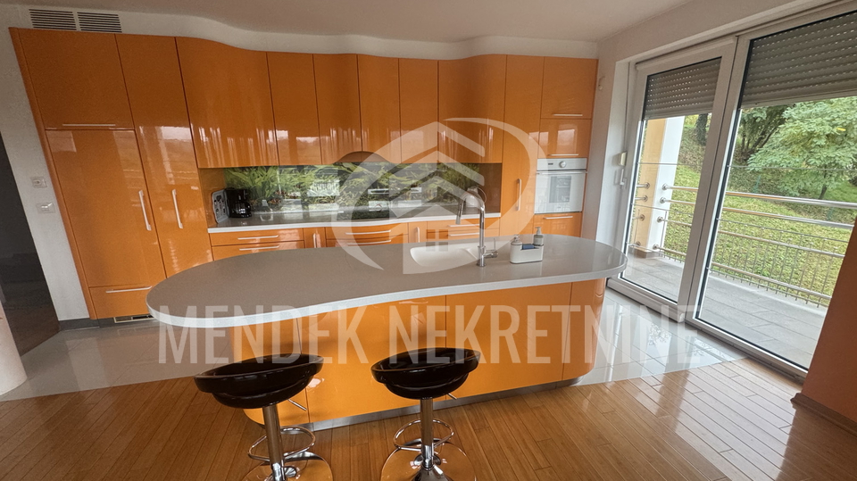 Casa&comma; 609 m2&comma; Vendita&comma; Vara&zcaron;dinske Toplice