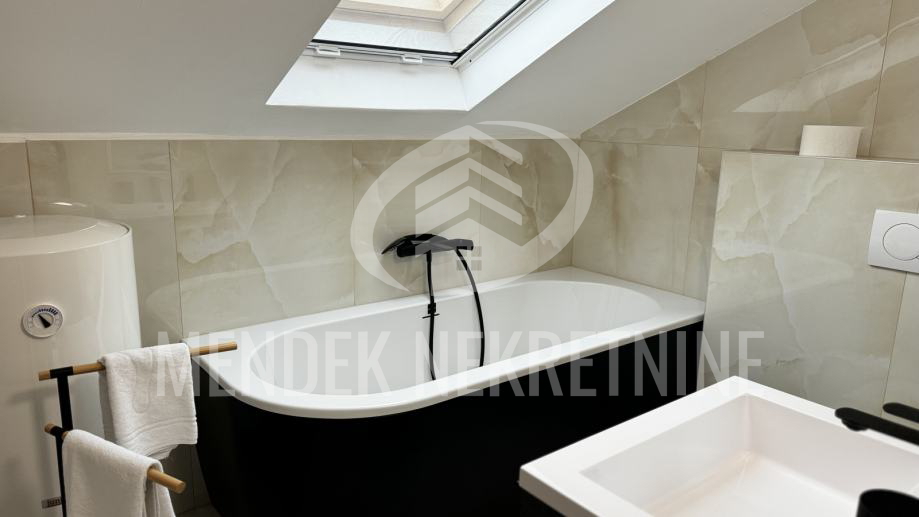 Appartamento&comma; 150 m2&comma; Vendita&comma; Njivice