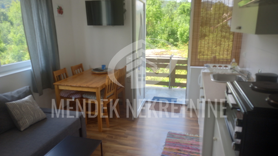 House&comma; 170 m2&comma; For Sale&comma; Plitvi&ccaron;ka Jezera - Li&ccaron;ko Petrovo Selo