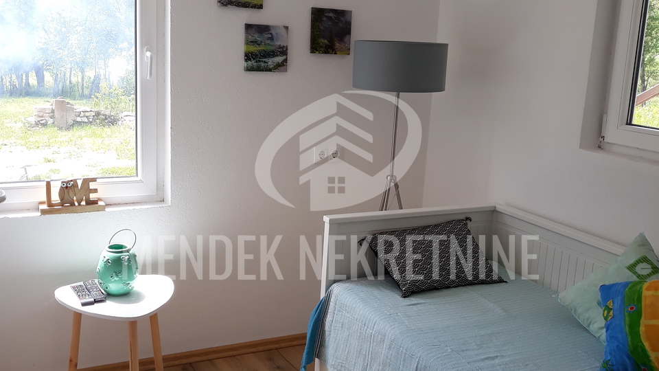 House&comma; 170 m2&comma; For Sale&comma; Plitvi&ccaron;ka Jezera - Li&ccaron;ko Petrovo Selo