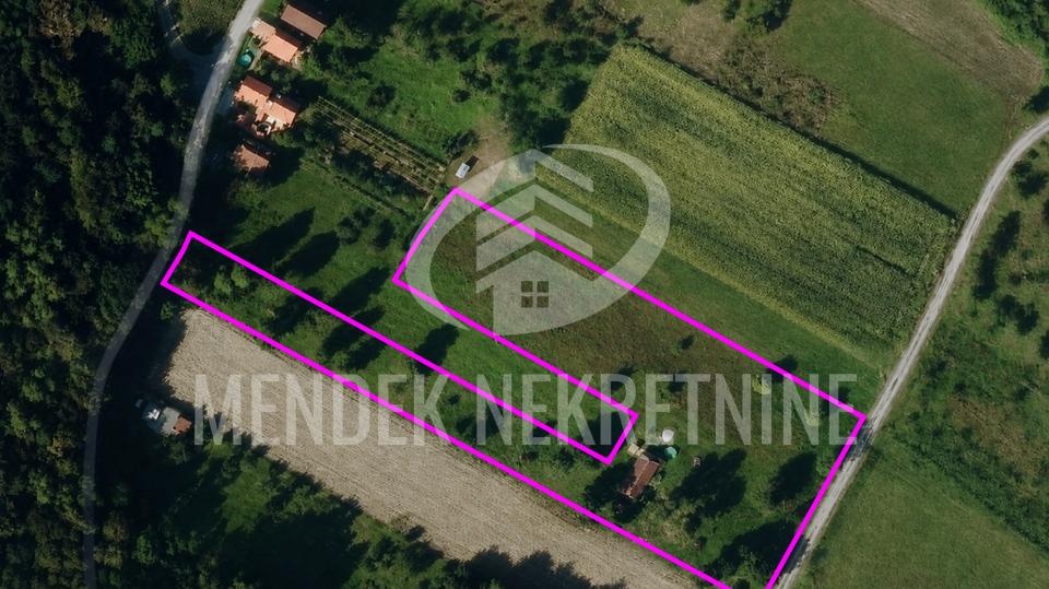 Jedinstvena prilika&excl; Hrastova ku&cacute;a  od 108 m2 &sol; povr&scaron;ina zemlji&scaron;ta 9698 m2