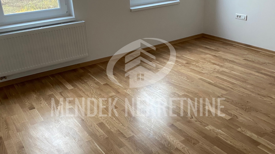 Commercial Property, 180 m2, For Sale, Varaždin - Hallers