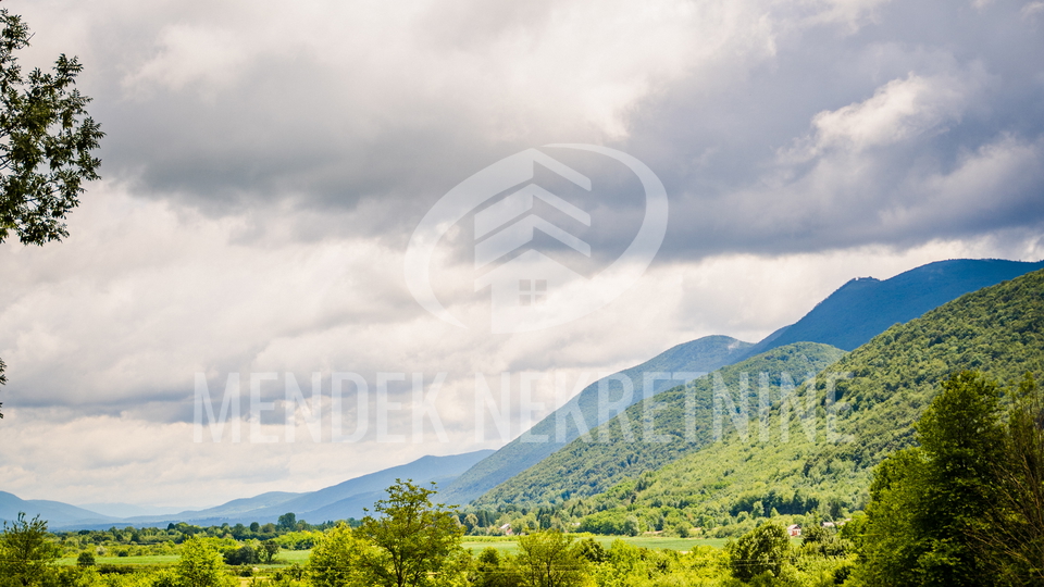 Hi&scaron;a&comma; 270 m2&comma; Prodaja&comma; Plitvi&ccaron;ka Jezera - Li&ccaron;ko Petrovo Selo