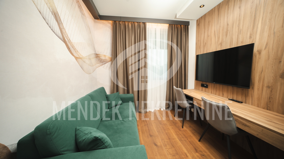 NOVO! 2 SOBAN APARTMAN U SKLOPU HOTELA, VARAŽDIN, CENTAR