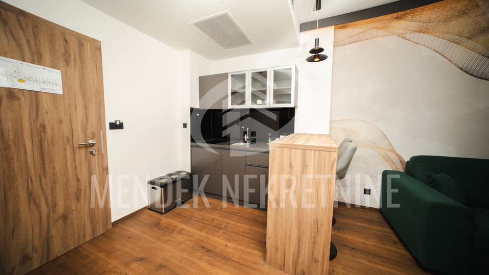 NOVO! 2 SOBAN APARTMAN U SKLOPU HOTELA, VARAŽDIN, CENTAR