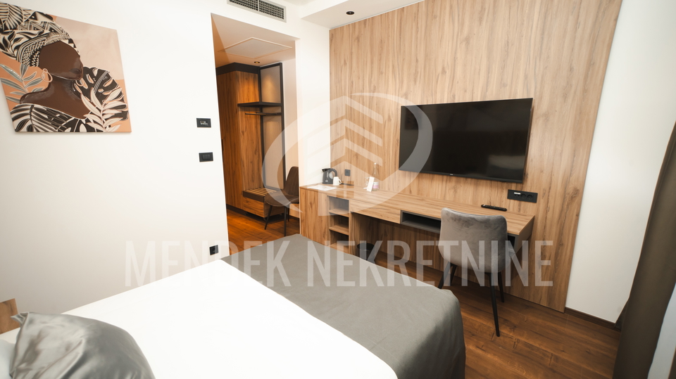 NOVO! APARTMAN U SKLOPU HOTELA, VARAŽDIN, CENTAR