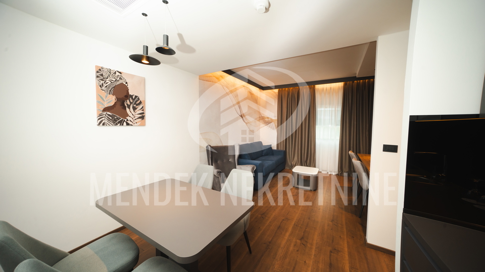 NOVO! 2 SOBAN APARTMAN U SKLOPU HOTELA, VARAŽDIN, CENTAR