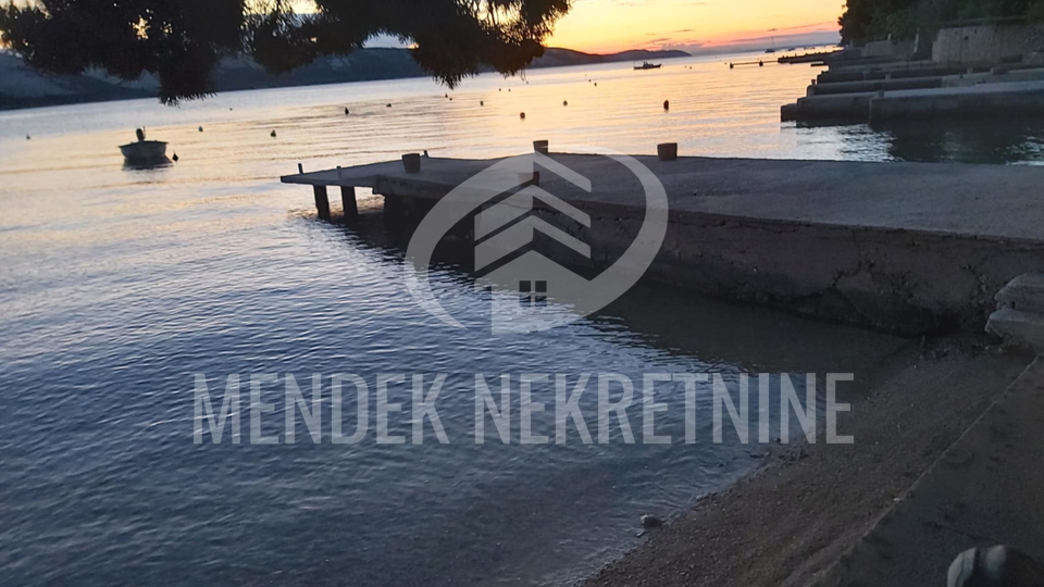 200 m od mora! Apartman, 1. kat, 24 m2, parking, Stara Novalja