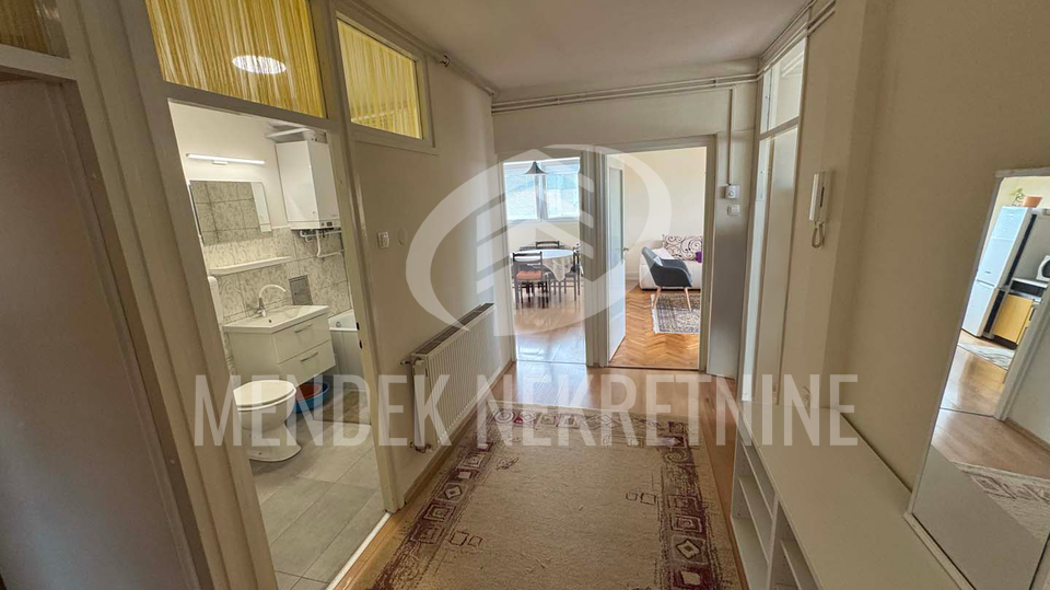 Appartamento&comma; 78 m2&comma; Vendita&comma; Vara&zcaron;din - Banfica