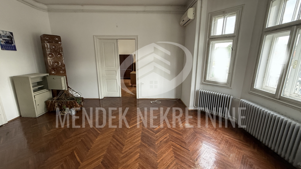 House, 250 m2, For Sale, Varaždin - Centar