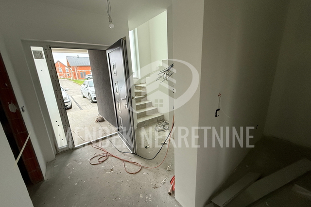 House, 124 m2, For Sale, Sračinec