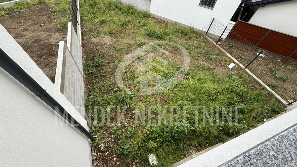 BEZ PROVIZIJE! NOVOGRADNJA! Obiteljski kvart! Kuća u nizu/stan s vrtom, 119,75 m2, prodaja