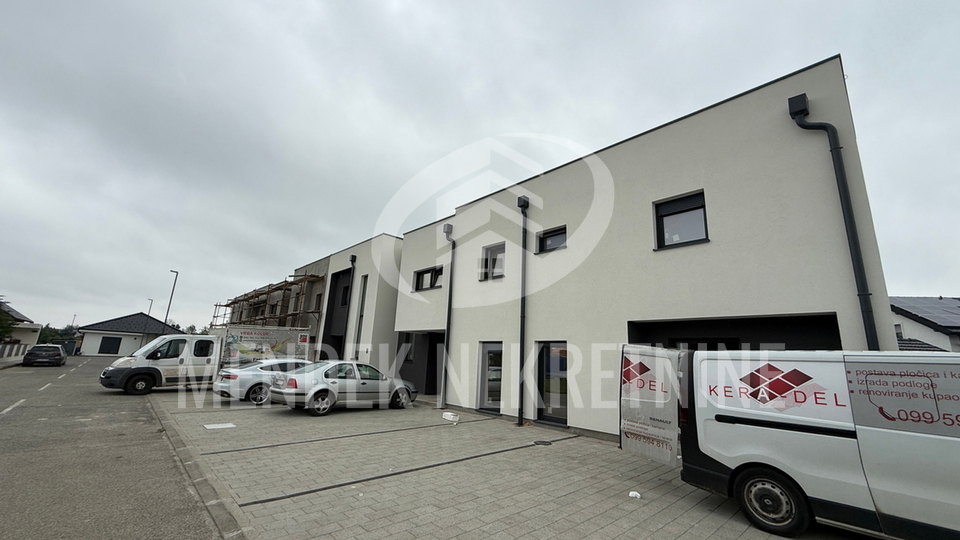 Casa, 129 m2, Vendita, Sračinec