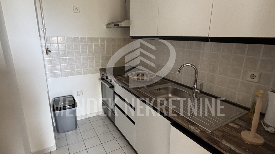 Wohnung&comma; 34 m2&comma; Vermietung&comma; Vara&zcaron;din - Banfica