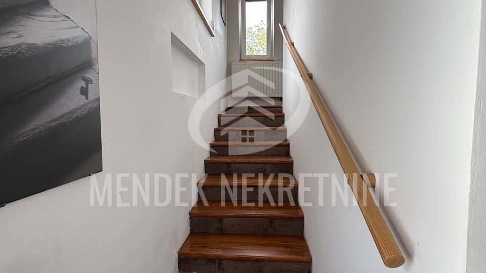 House&comma; 160 m2&comma; For Sale&comma; Trnovec Bartolove&ccaron;ki - &Zcaron;abnik